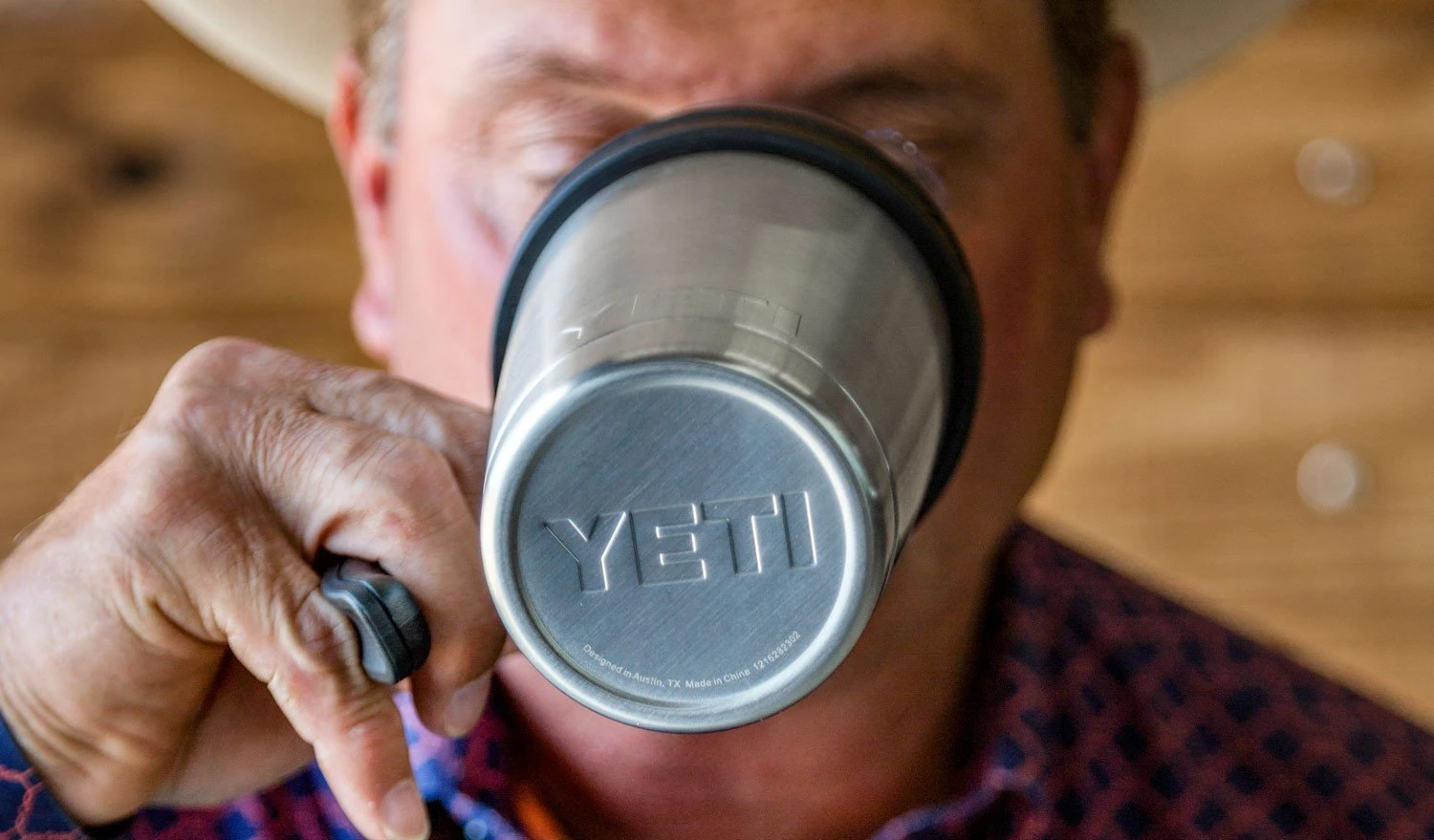 YETI "Rambler" 20oz Tumbler - Handle YETI "Rambler" 20oz Tumbler - Handle -Traeger Pellet Grills 26120 rambler handles 20b web pdp 1500x879 1500967487644