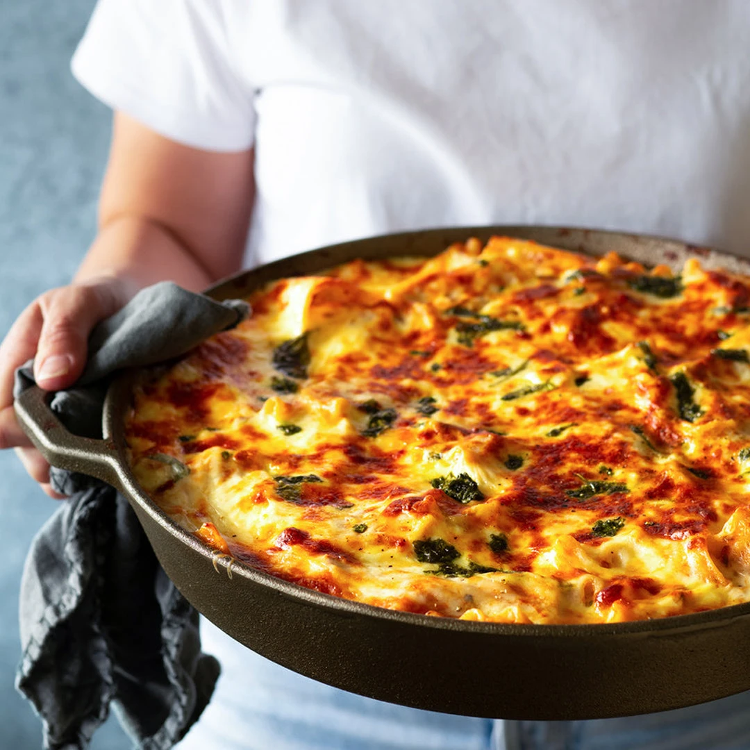 Ironclad "The Grande Legacy Pan" 36cm Cast Iron Pan Ironclad "The Grande Legacy Pan" 36cm Cast Iron Pan -Traeger Pellet Grills Grande lasagne