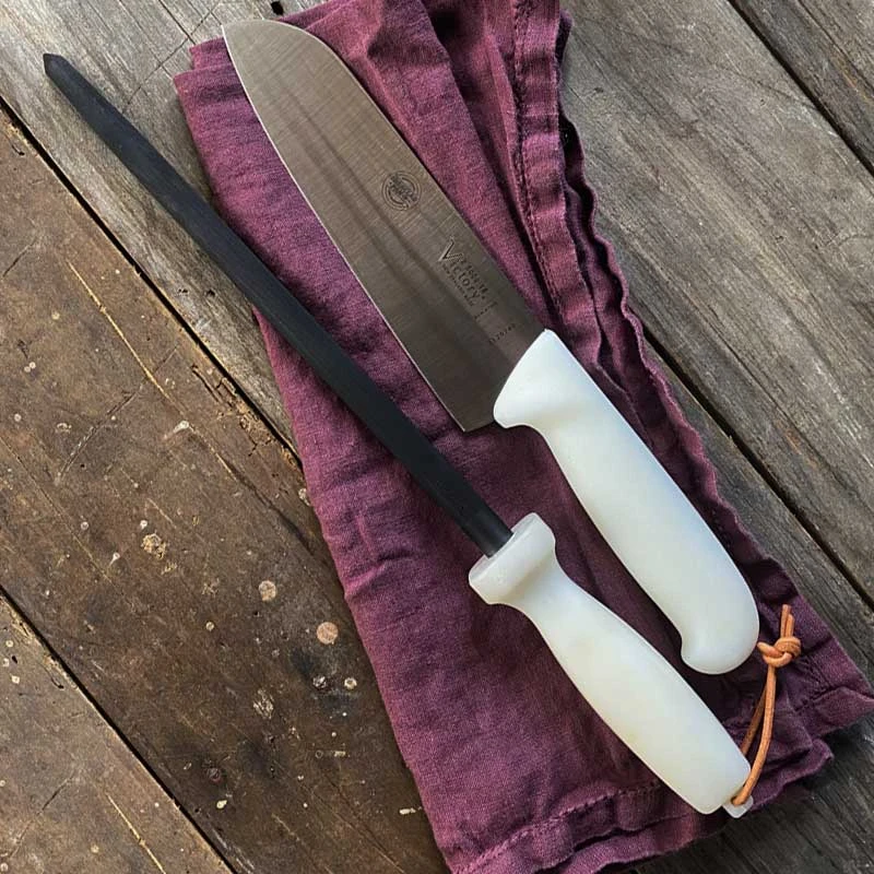 Ironclad "Sharpening Steel No.3" Ironclad "Sharpening Steel No.3" -Traeger Pellet Grills IroncladknifesteelwithIroncladknife 1000x d0858041 44b5 461b b62f 1e7bb2b3f452