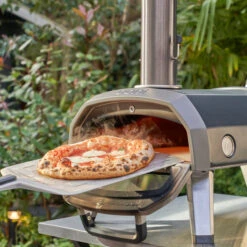 Ooni "Karu 2" Multi-Fuel Pizza Oven -Traeger Pellet Grills Karu12GLifestyle DSC0439169 SG
