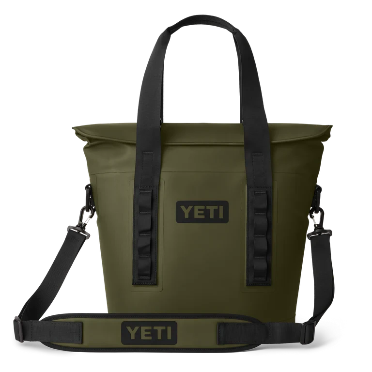 YETI "Hopper" M15 Soft Cooler -Traeger Pellet Grills OIVEHOPPERFRONTEDITED220141 M15 M12 site studio Soft Coolers M15 Navy Front 1101 Primary B 2400x2400 bf0f0bb3 61ec 4e7d 9f61 ce2341122291