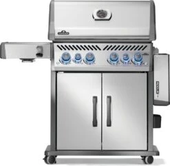Napoleon "Rogue SE" 525 RSIB With Infrared Side And Rear Burners -Traeger Pellet Grills RPS525RSIBNSS 2 Web Gallery 07 Original JPG Rogue RPS525RSIBPSS 2 Prod Str Shlf Dwn