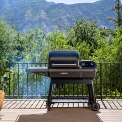 Traeger "IRONWOOD" Pellet Grill **ALL NEW** -Traeger Pellet Grills TFB61RLG Ironwood Lifestyle Wide 0141