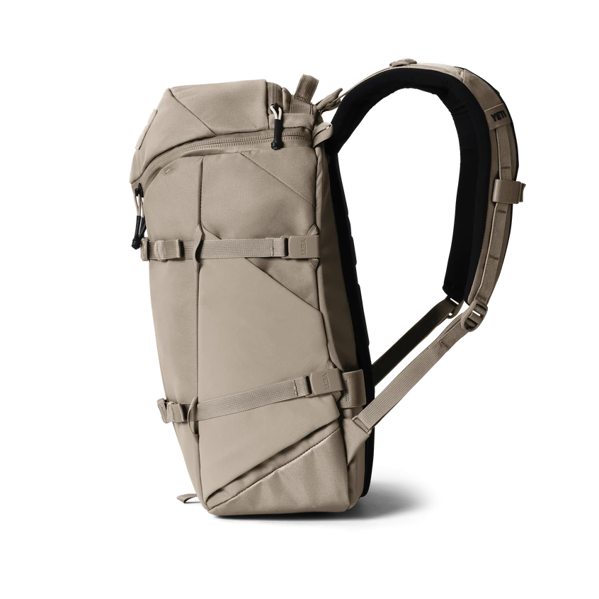 YETI "Ranchero" Backpack 22L -Traeger Pellet Grills site studio bags Ranchero 22L Dark Cape Taupe Side 126 Primary B 2400x2400 33fd8a40 94f3 44f8 a0d3 0de0b734fe42
